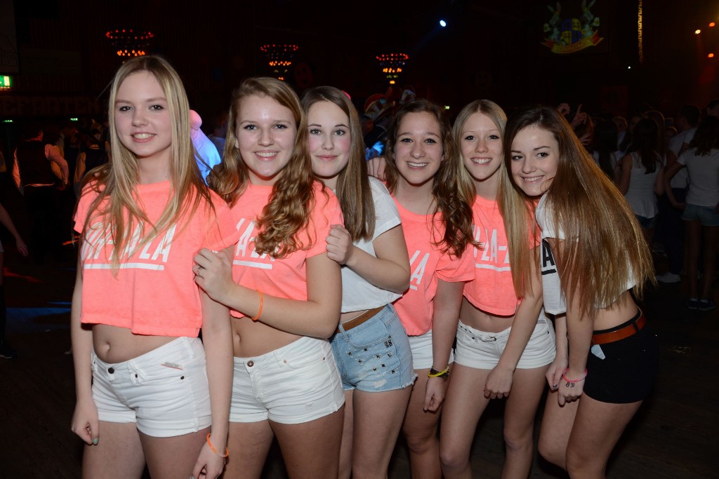 ../Images/Jeugddisco White Edition 124.jpg